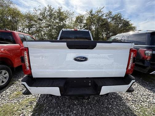 2023 Ford F-350 XL