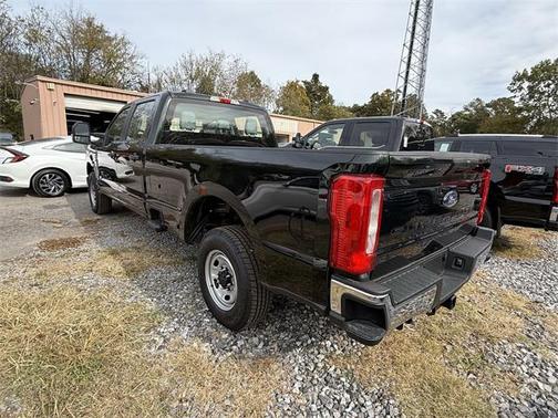 2025 Ford F-250 XL