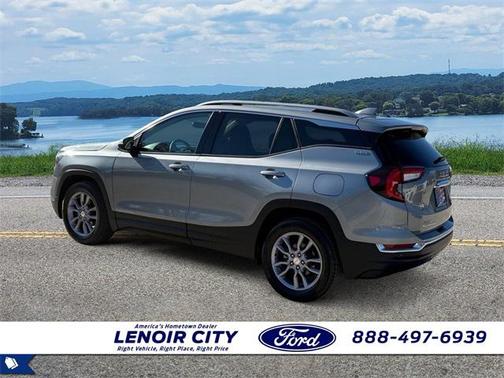 2024 GMC Terrain SLT