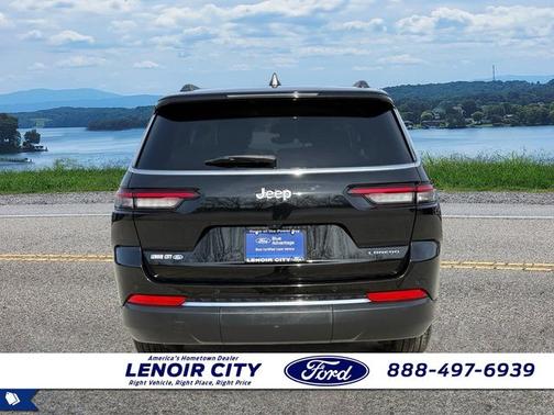 2023 Jeep Grand Cherokee LAREDO