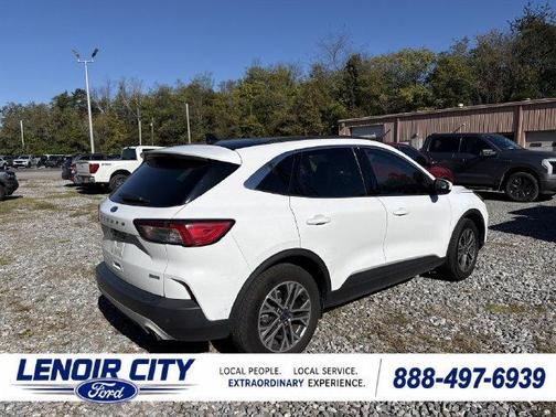 White Metallic 2020 Ford Escape SEL