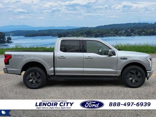 2025 Ford F-150 Lightning LARIAT