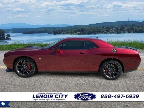 2022 Dodge Challenger R/T Scat Pack