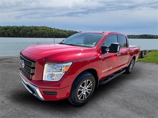 2020 Nissan Titan SV