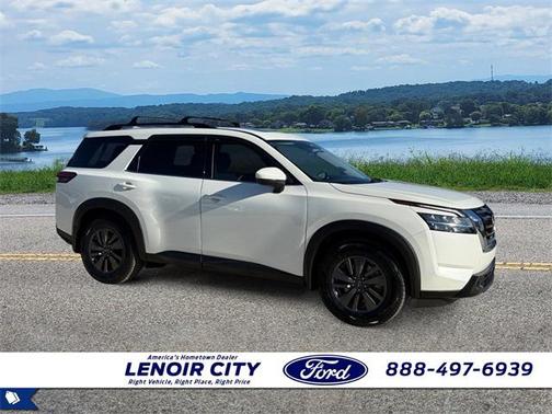 2022 Nissan Pathfinder SV 2WD