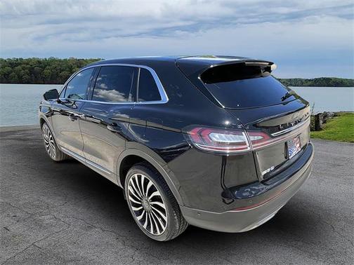 2022 Lincoln Nautilus Black Label