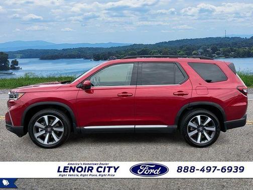 Radiant Red Metallic II 2025 Honda Pilot Touring