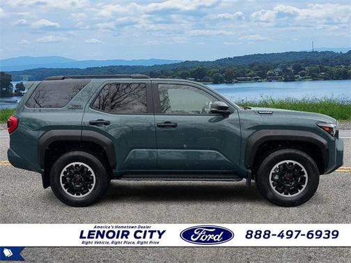 2025 Toyota 4Runner TRD Off Road