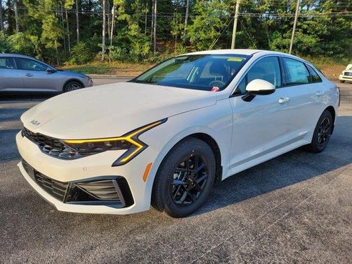 2025 Kia K5 LXS