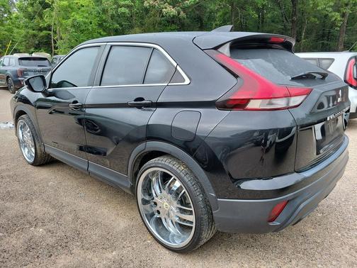 -Select- 2022 Mitsubishi Eclipse Cross LE
