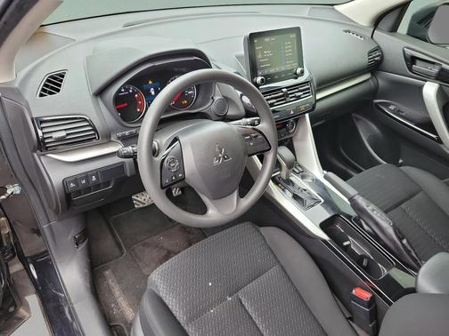 -Select- 2022 Mitsubishi Eclipse Cross LE