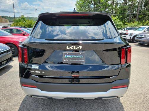 2025 Kia Sorento LX