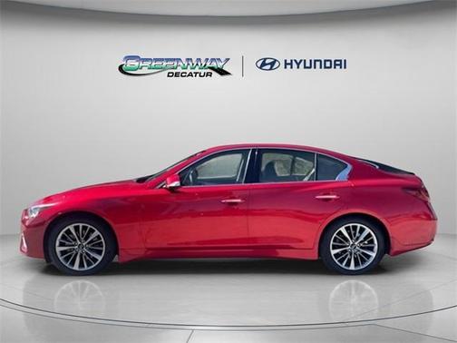 2022 INFINITI Q50 LUXE