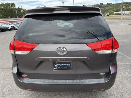 2013 Toyota Sienna XLE