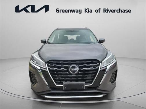 2022 Nissan Kicks SV