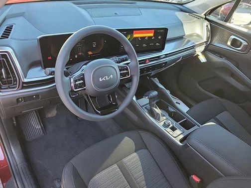 2025 Kia Sorento LX