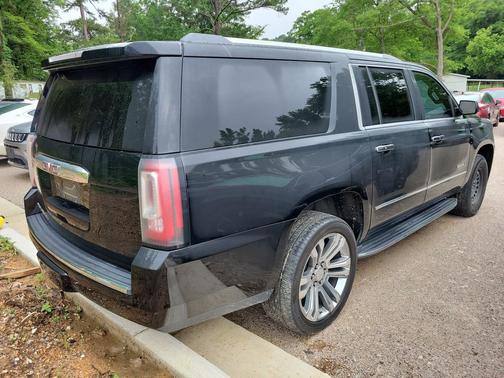 Onyx Black 2020 GMC Yukon XL Denali