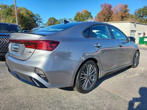 2022 Kia Forte GT-Line