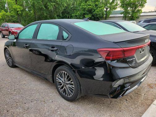 Aurora Black 2024 Kia Forte GT-Line