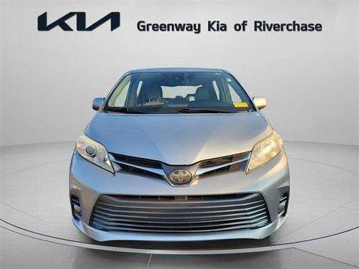 2019 Toyota Sienna L