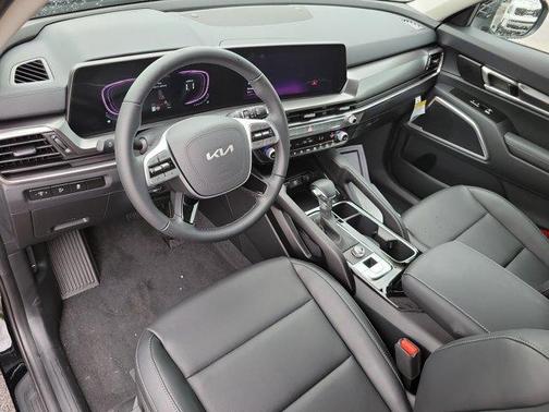 2025 Kia Telluride LX