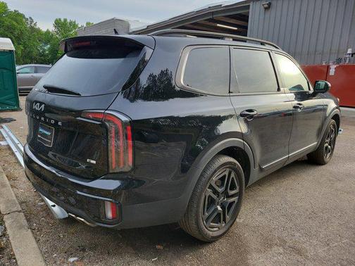 Ebony Black 2024 Kia Telluride SX Prestige X-Line