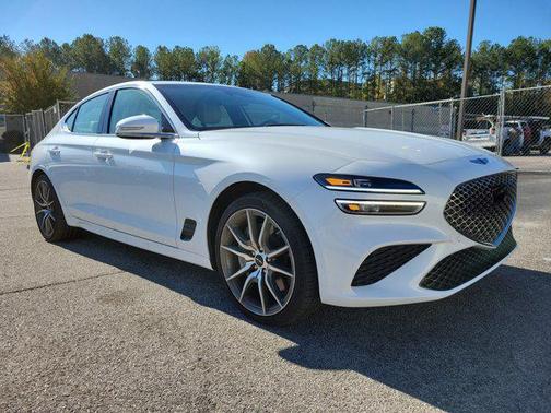 2025 Genesis G70 2.5T