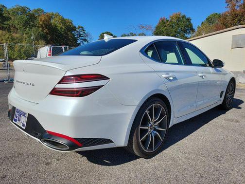 2025 Genesis G70 2.5T