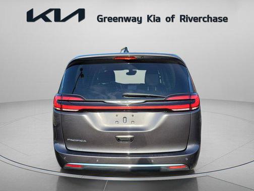 2023 Chrysler Pacifica Touring-L