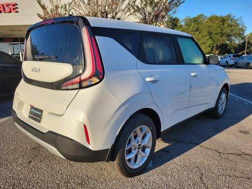 2025 Kia Soul LX