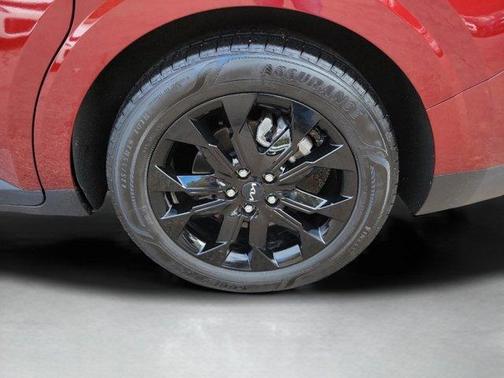 2024 Kia Carnival SX