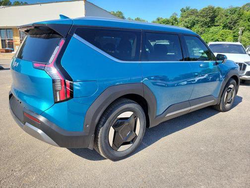 Ocean Blue 2026 Kia EV9 Wind