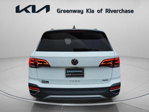2024 Volkswagen Taos 1.5T SE