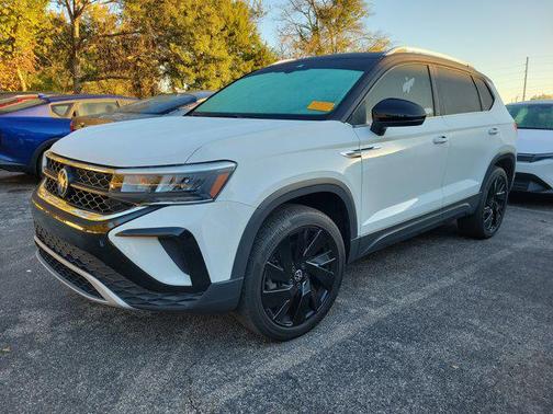 2024 Volkswagen Taos 1.5T SE