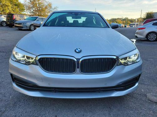 2020 BMW 530 i