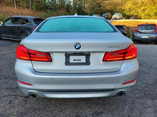 2020 BMW 530 i