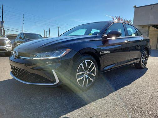 2025 Volkswagen Jetta 1.5T SE