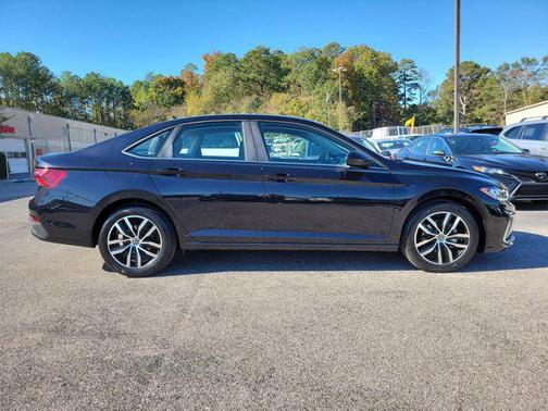 2025 Volkswagen Jetta 1.5T SE