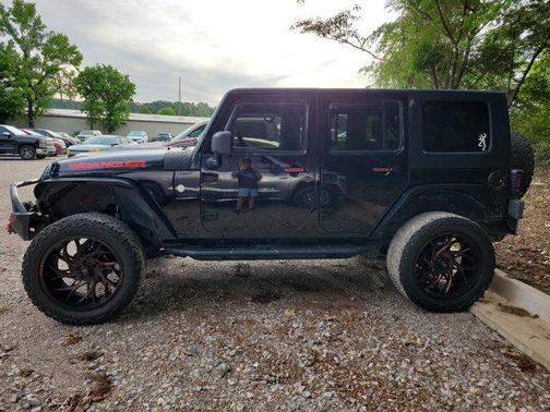 Black 2010 Jeep Wrangler Unlimited Sahara