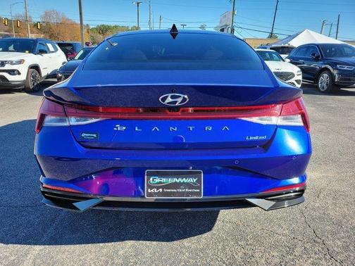 2023 Hyundai ELANTRA Limited