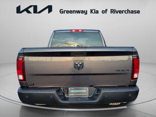 2024 RAM 1500 Classic SLT