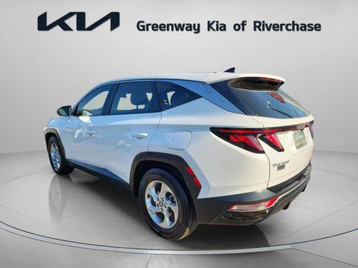 2024 Hyundai TUCSON SE