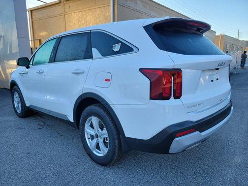 2026 Kia Sorento LX