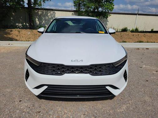 Glacial White Pearl 2023 Kia K5 LXS