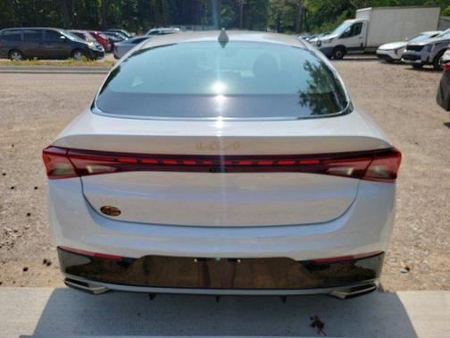 Glacial White Pearl 2023 Kia K5 LXS