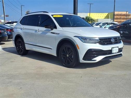 2022 Volkswagen Tiguan 2.0T SE R-Line Black