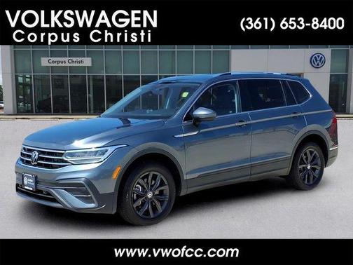 Platinum Gray Metallic 2024 Volkswagen Tiguan 2.0T SE