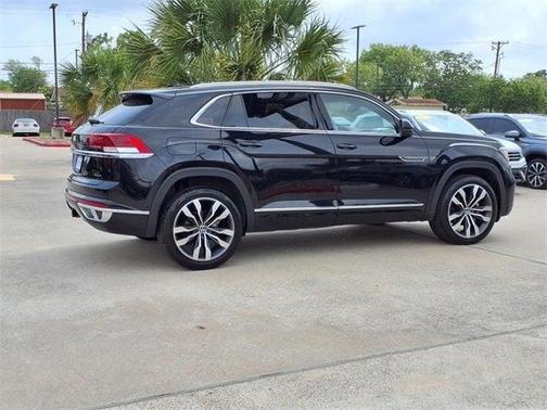 2023 Volkswagen Atlas Cross Sport 3.6L V6 SEL Premium R-Line