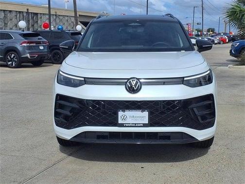 2025 Volkswagen Tiguan 2.0T SE R-Line Black