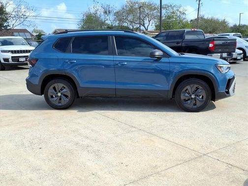 Monterey Blue Pearl 2026 Volkswagen Taos 1.5T S